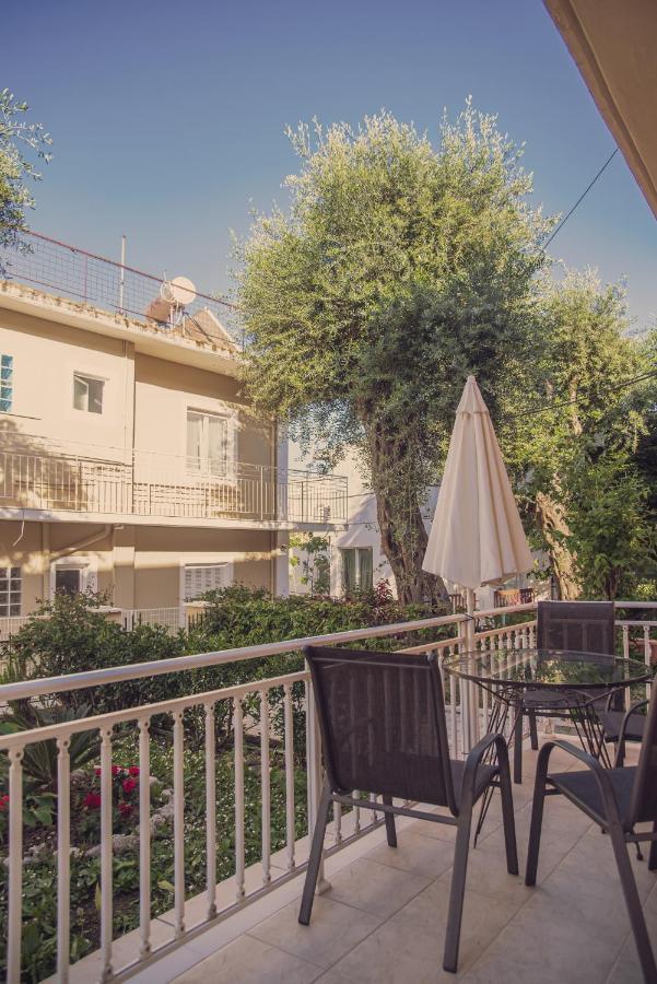 Maria Olga Apartments Benitses  Exterior photo